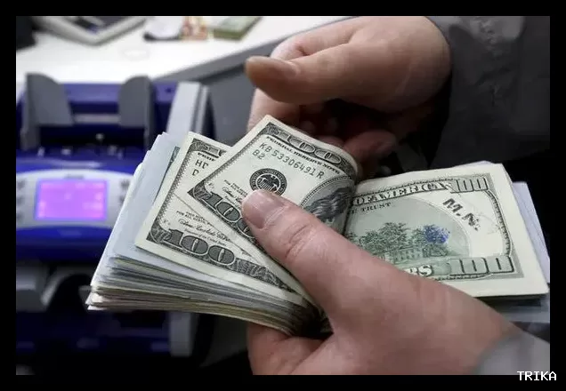 قیمت دلار و سایر ارزها در 4 اسفند؛ نوسان دلار در کانال 163 هزار تومان